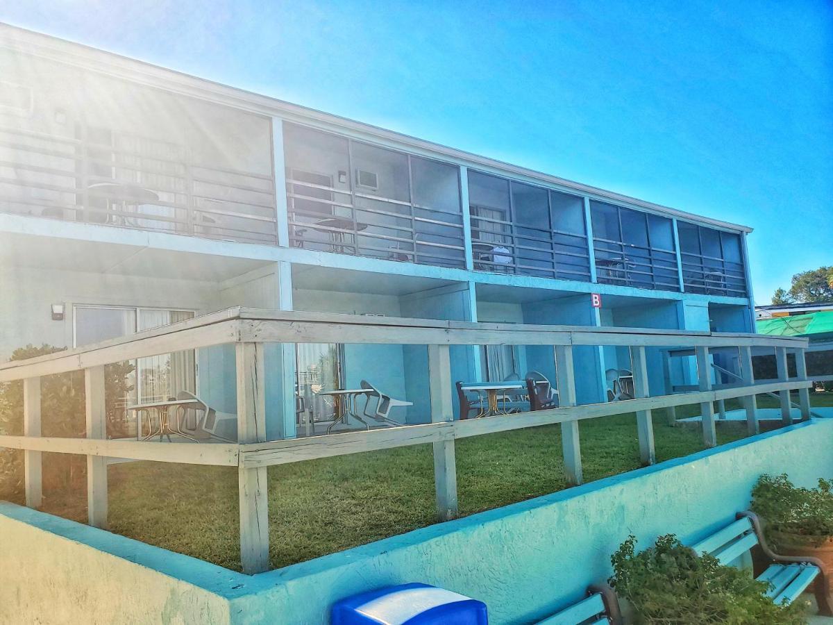 The Port Hotel And Marina Crystal River Exterior photo